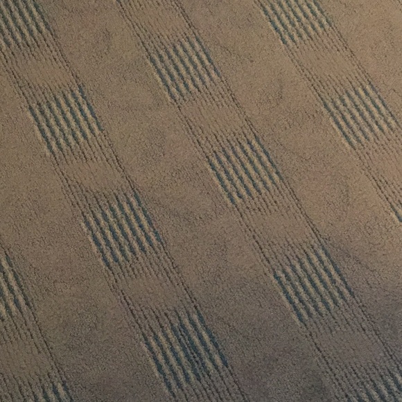 Meet your Posher, Sarah - Picture 1 of 1